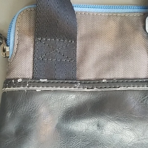 Hugo Boss Envelope Bag - Picture 8 of 16